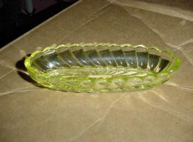 BG.Torsade.CD.Pin.Tray.05.00.03.jpg