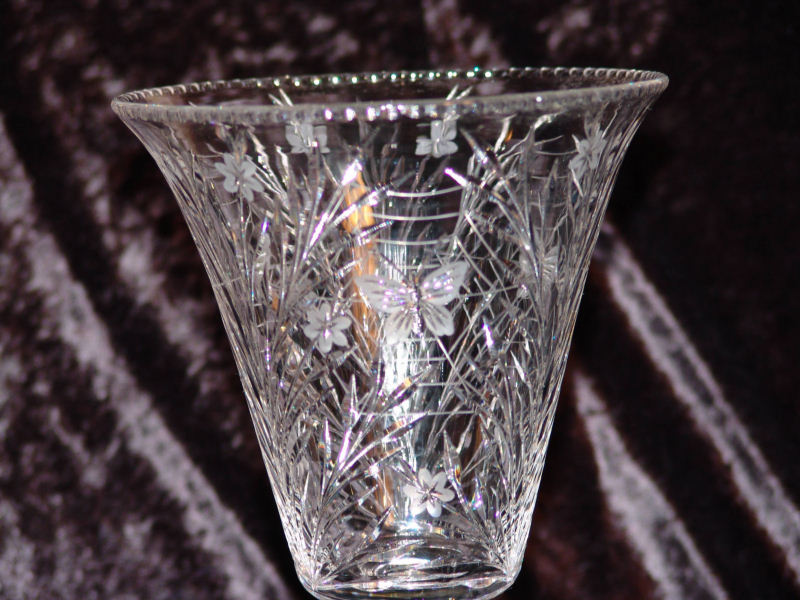 Colias.CG.Vase.Bubble.12.00.02.jpg